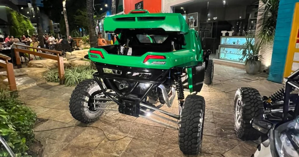 Traseira do Guepardo G200